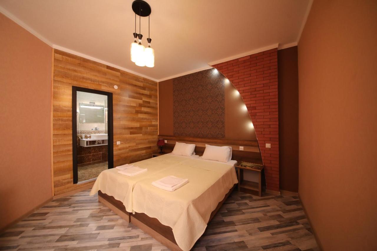 Hotel Tamari Kutaisi Exterior foto